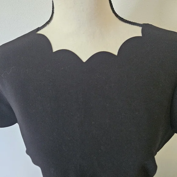 Likely Scalloped Edge Bodycon Little Black Dress Size 12 - Picture 4 of 7